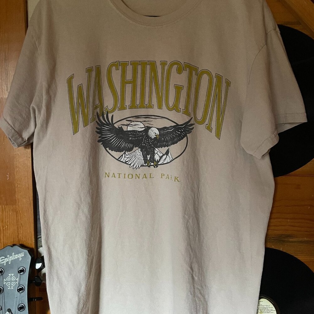 VINTAGE Washington National Park T-Shirt Size Small (Oversized) Tan Cream